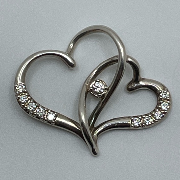 Sterling & CZ Necklace Charm! - Picture 1 of 3